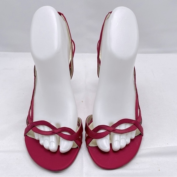 MAX Studio NWOT Red Satin Sling Back Sandal Stilettos Size 8.5M - Picture 2 of 9